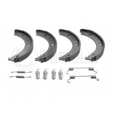 Комплект гальмівних колодок з 4 шт. барабанів