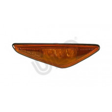Повторювач повороту на крило BMW 3 (E46 Facelift) 03-06 (R)